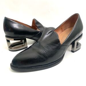 Jeffrey Campbell Ibiza Last Metal Heel Loafers 8 Black Leather Pointed Toe